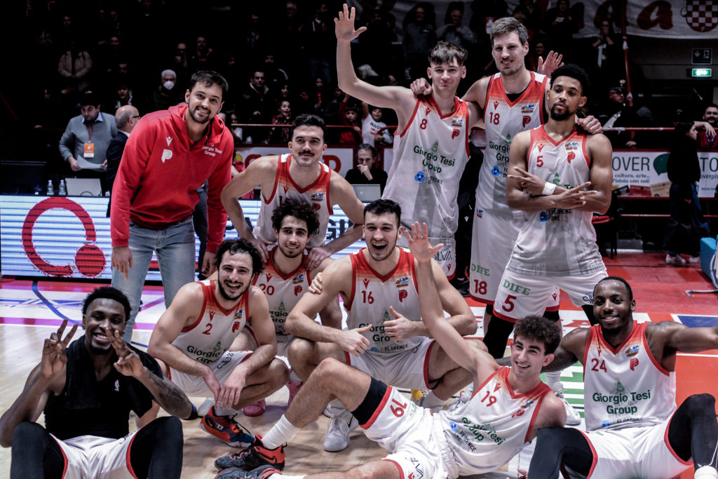 pistoia basket ravenna esultanza