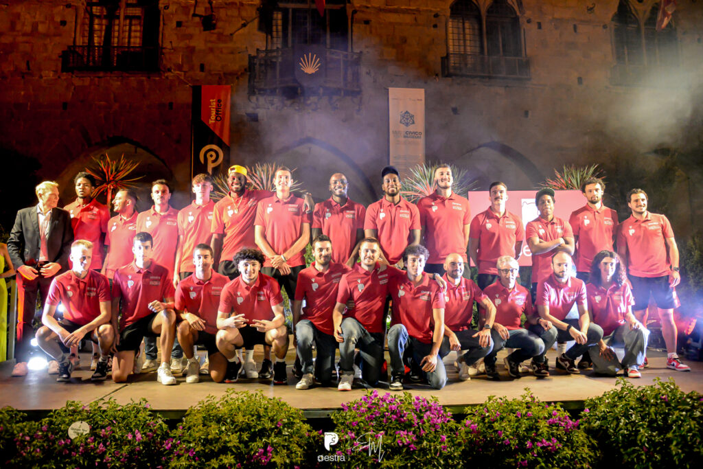 Presentazione Ufficiale Estra Pistoia in Piazza Duomo