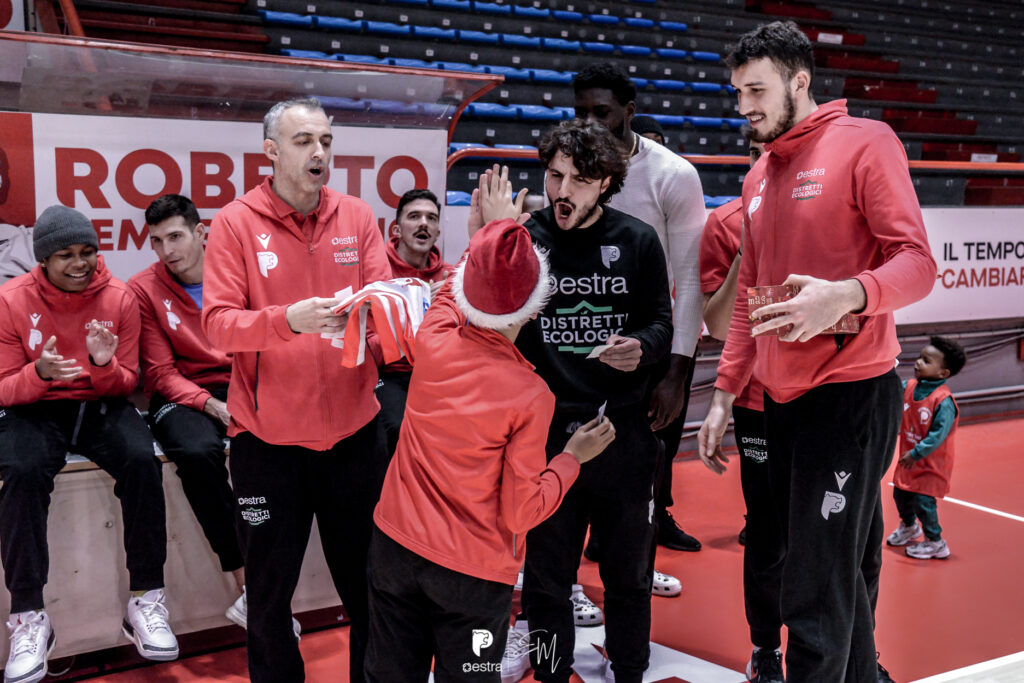 Red Party Natalizio Pistoia Basket Junior