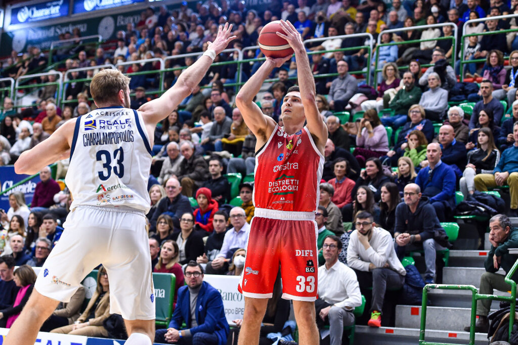 Ryan Hawkins Sassari Pistoia
