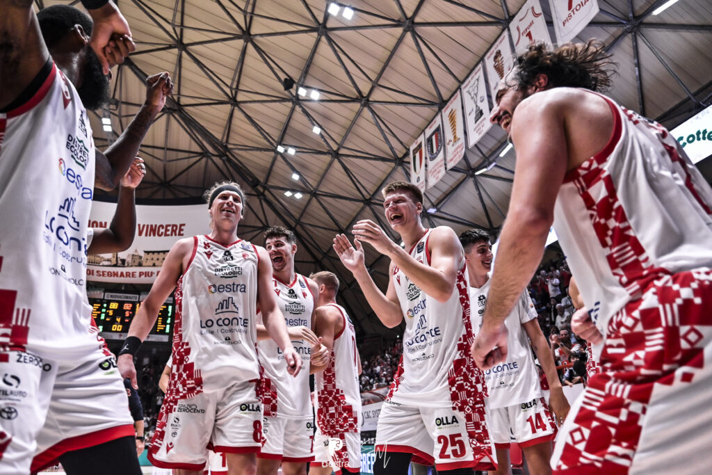 Estra Pistoia – Napoli Basket  88-82