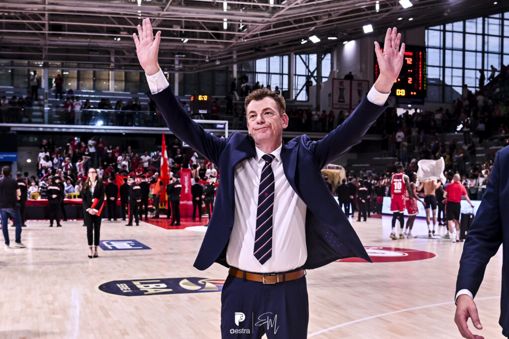 gasper okorn reggio emilia estra pistoia
